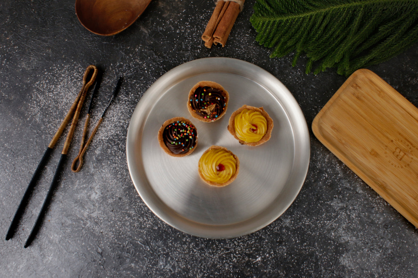 Paramparagat Upyogita Devam Devyani Brass 7" Dessert Plate Set with Tin Coating (Kalai)