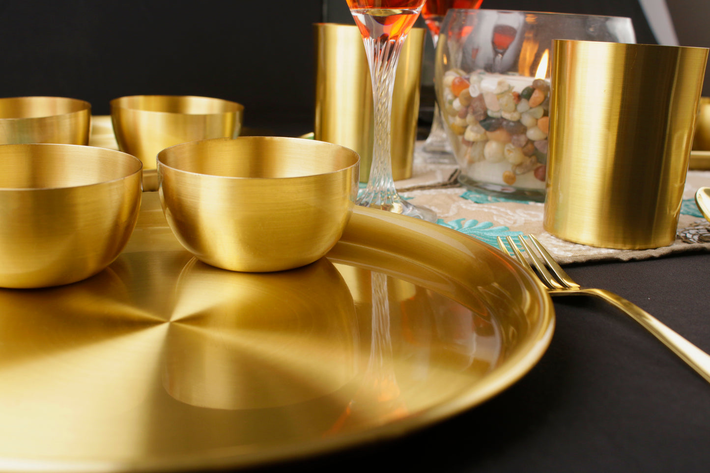 Paramparagat Upyogita Swarna Devyani 11" Brass Dinner Set