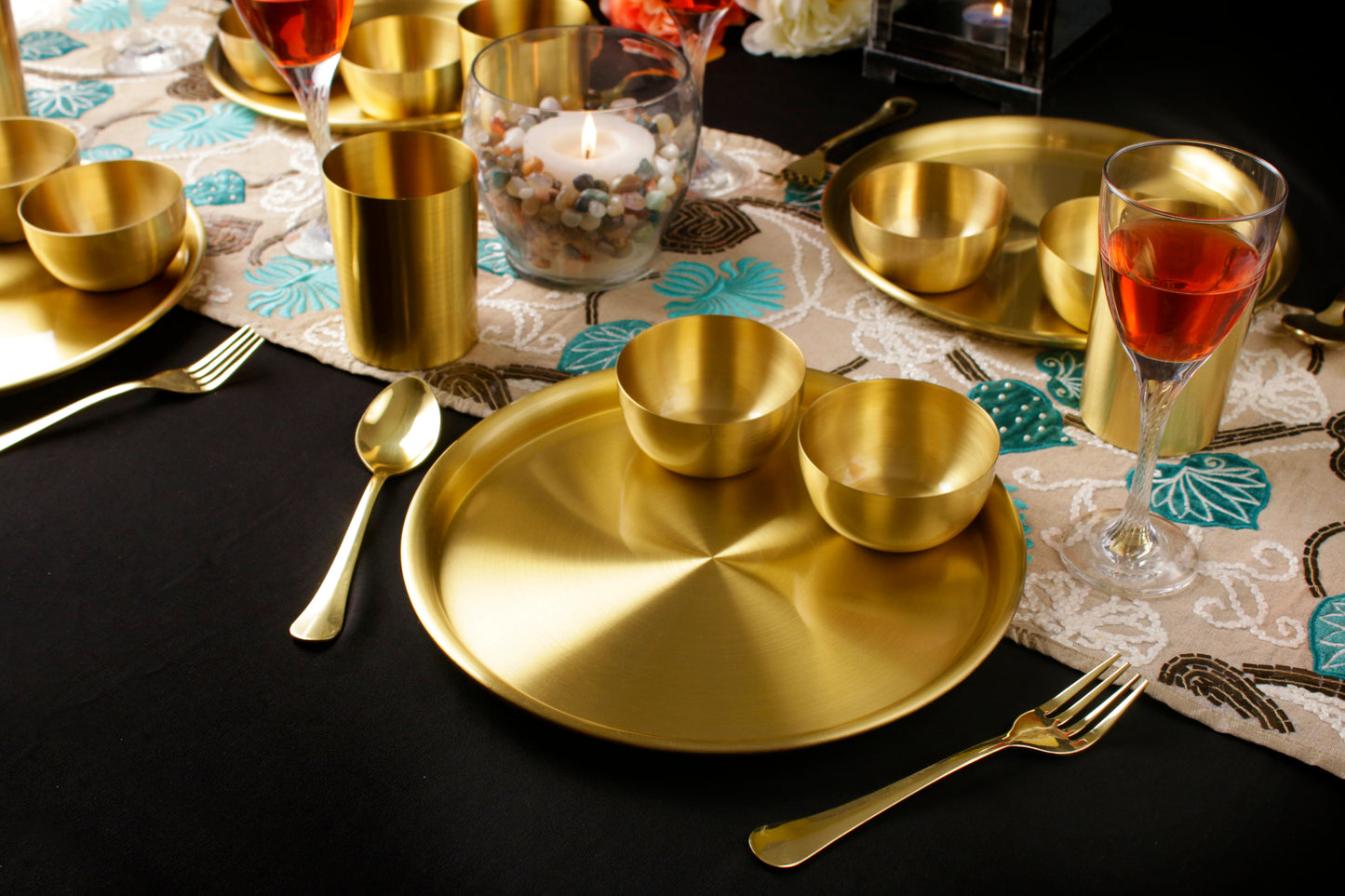 Paramparagat Upyogita Swarna Devyani 11" Brass Dinner Set