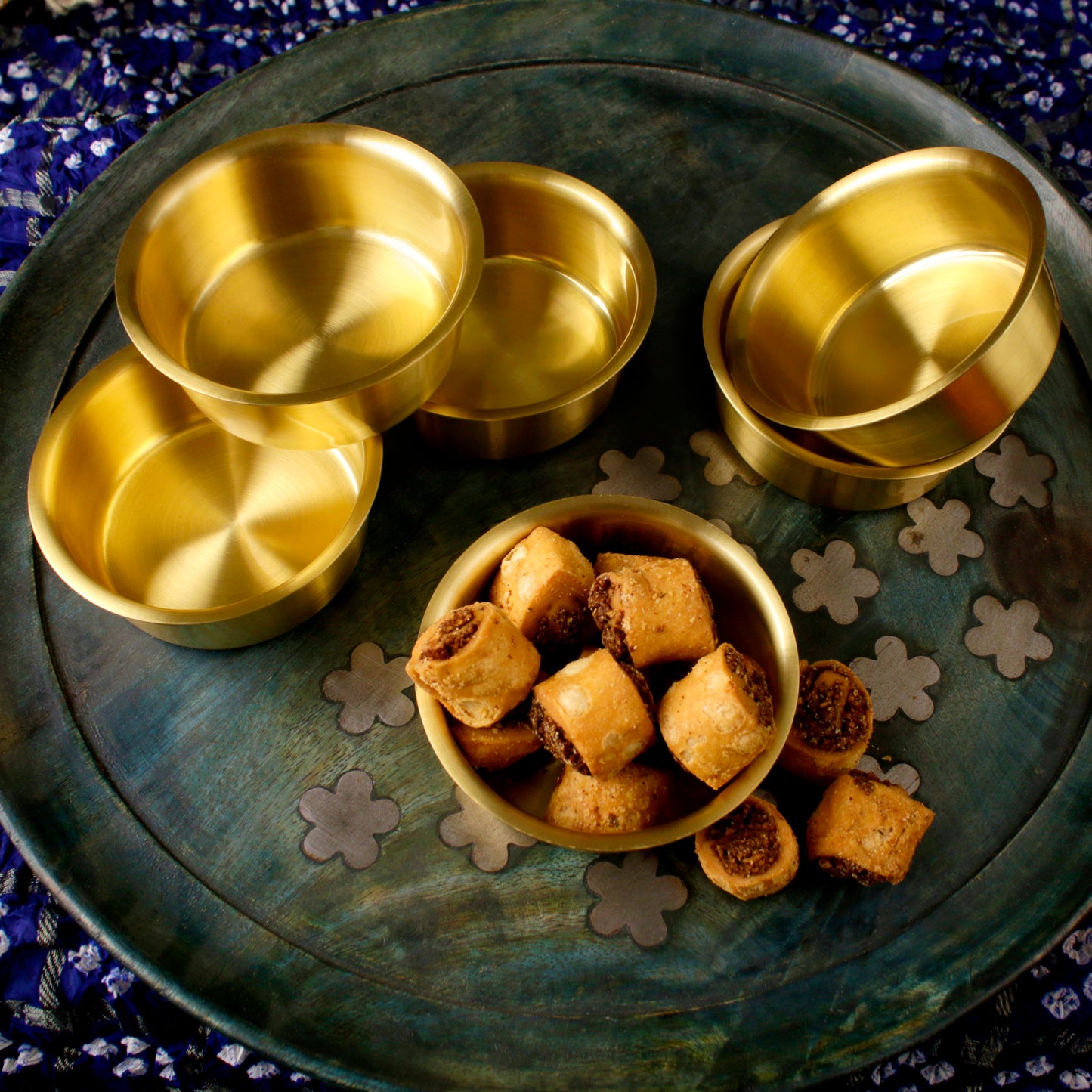 Paramparagat Upyogita Swarna Maharani Pure Brass Small Katori (Bowl) Set