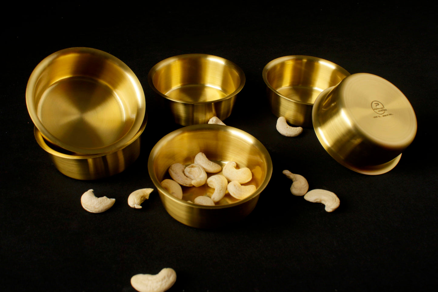 Paramparagat Upyogita Swarna Maharani Pure Brass Small Katori (Bowl) Set