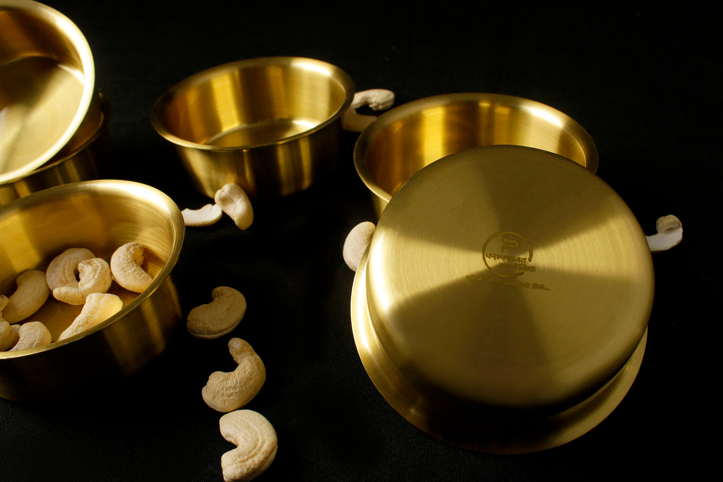 Paramparagat Upyogita Swarna Maharani Pure Brass Small Katori (Bowl) Set