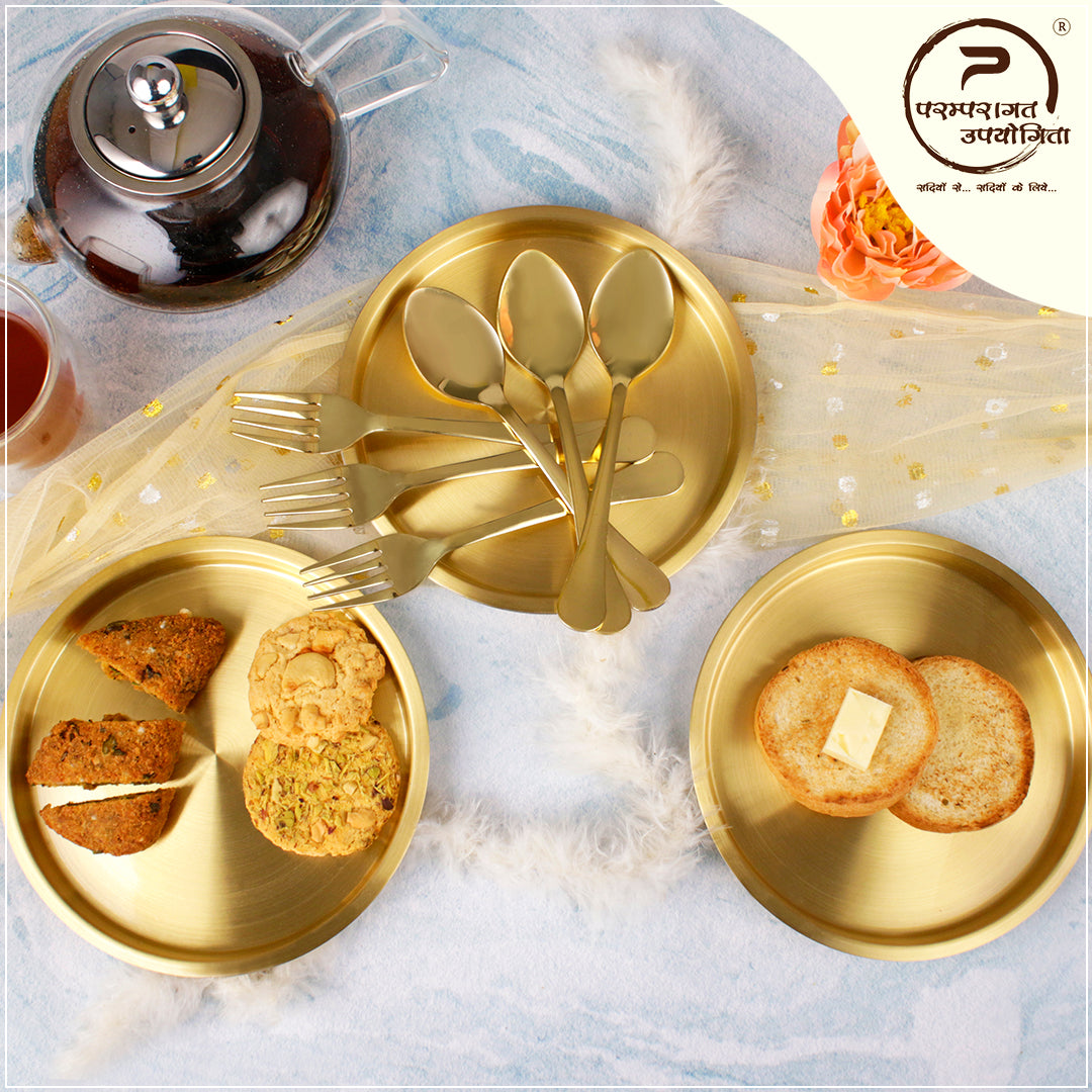 Paramparagat Upyogita Swarna Maharani Pure Brass Snacks Plate Set with Cutlery