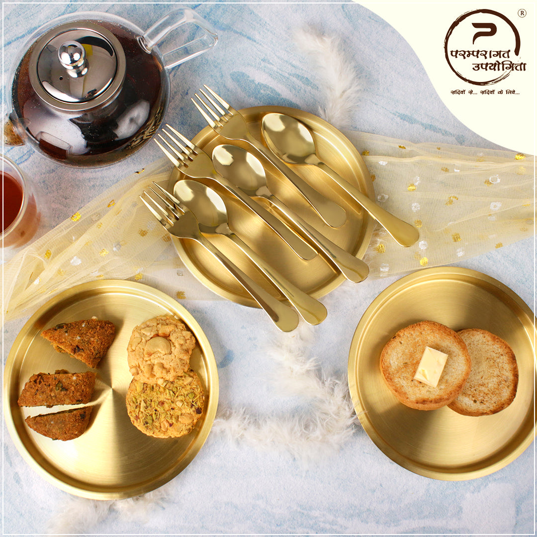 Paramparagat Upyogita Swarna Devyani Brass Snacks Set with Cutlery